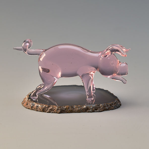 Pig on Agate